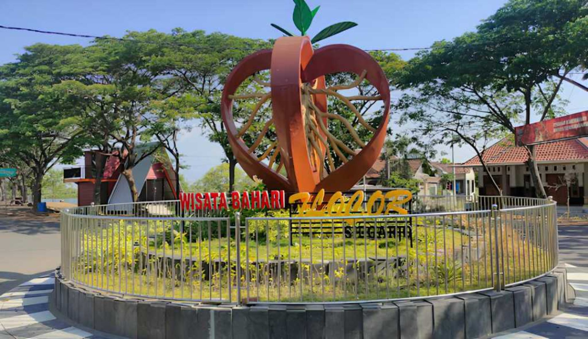 Wisata Bahari Tlocor